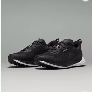 Lululemon Blissfeel Trail Running shoe Size 6
